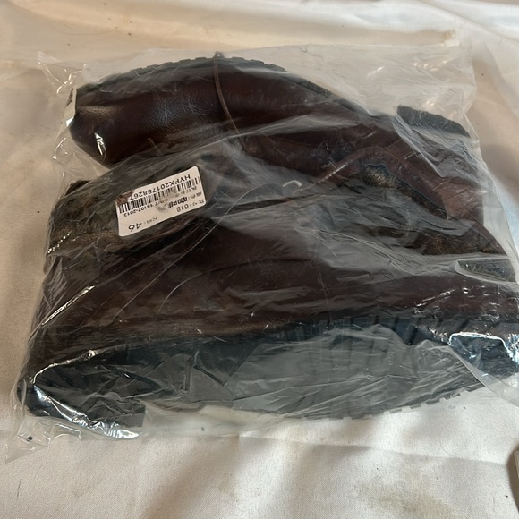 Men Ankle Lace/Buckle Boots. Size 13. Brown. NWT